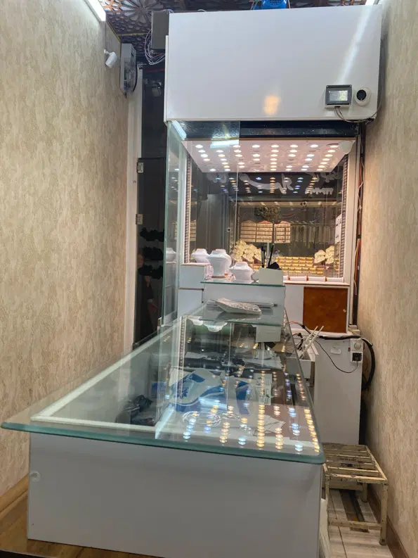 مغازه طلافرشی