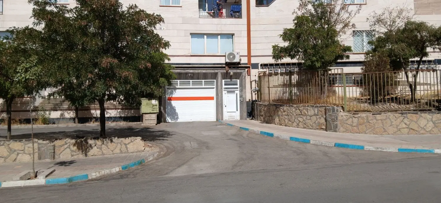 آپارتمان ۸۰ متری در شهرک بهشتی