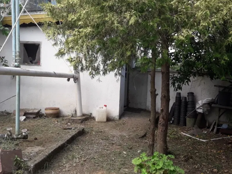 زمین ۶۰۰ متر مربع کامل با خانه و وسایل