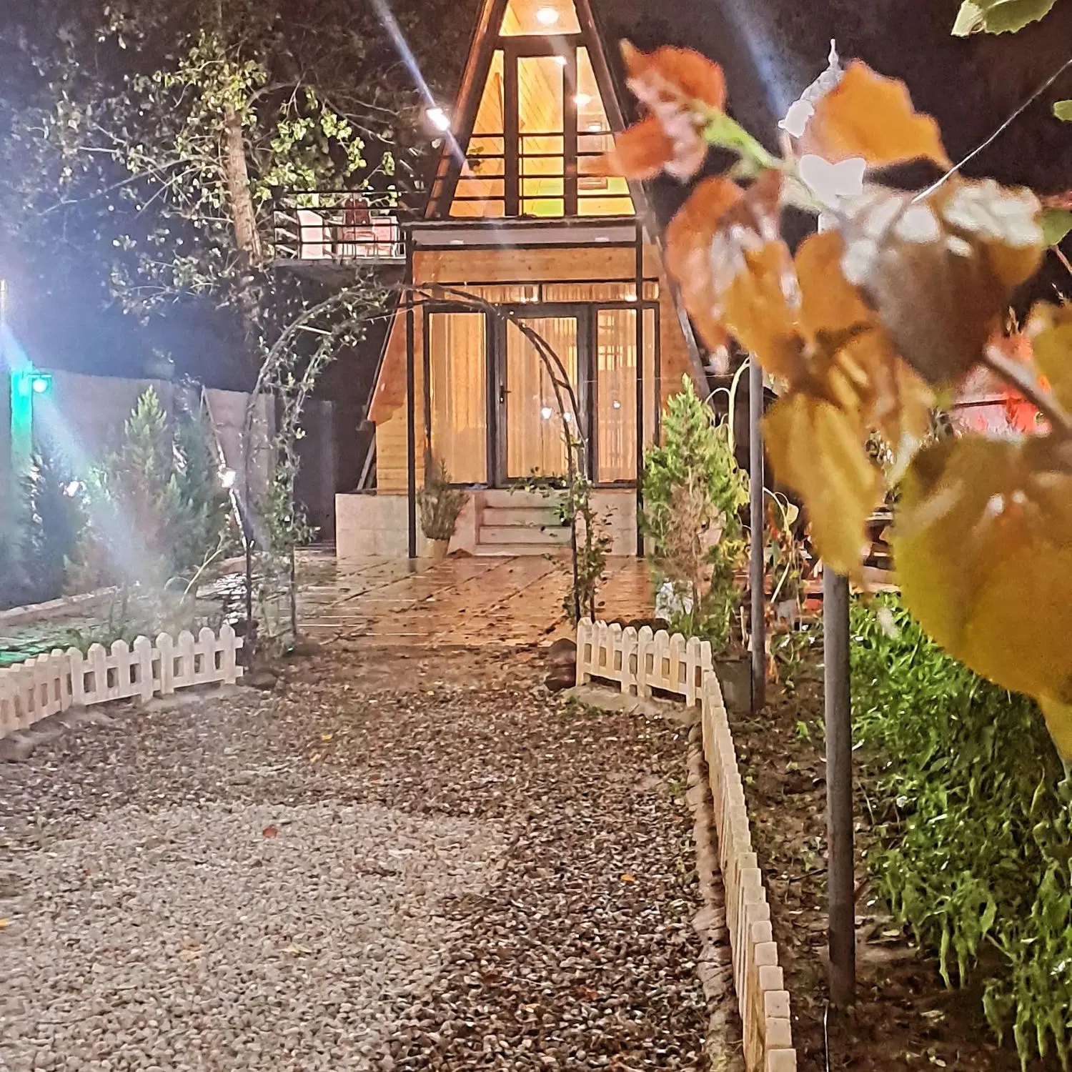 اجاره ویلا سوئیسی دربستی  در محیطی امن و دلنشین