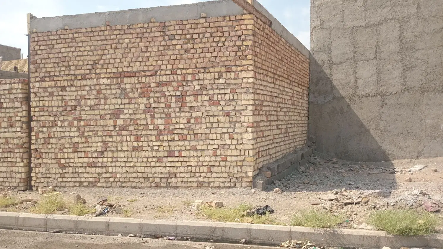 زمین مسکونی