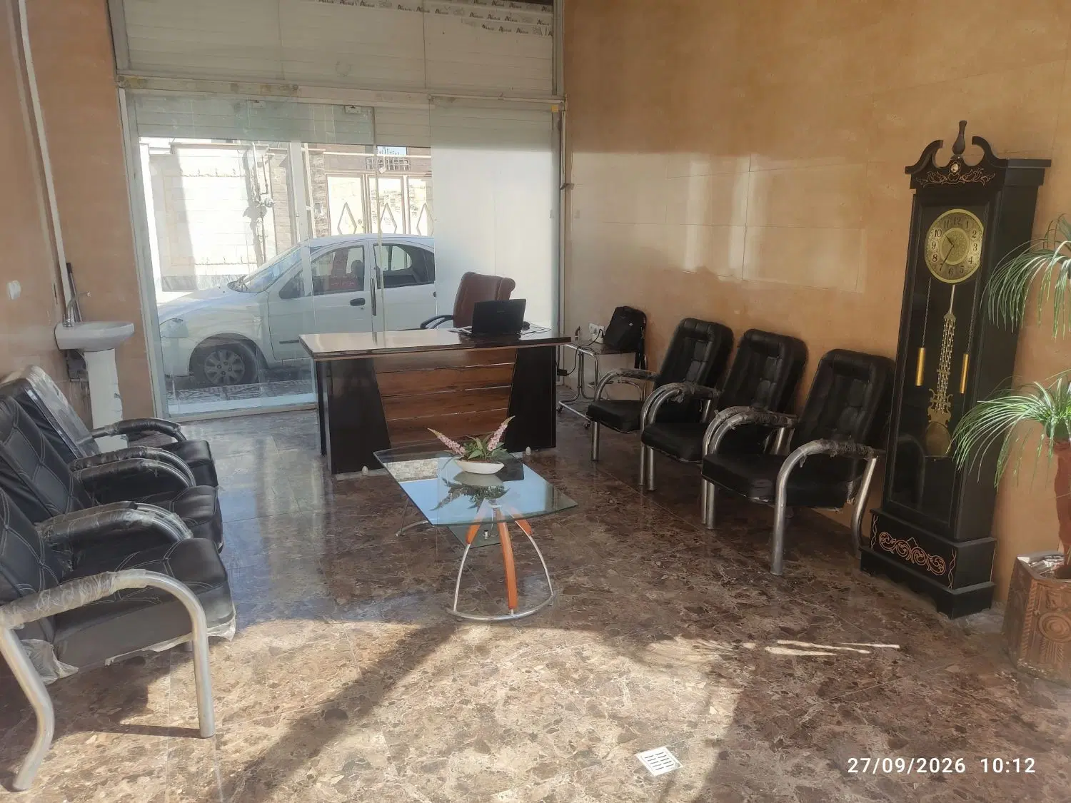 مغازه مناسب دفتر وکالت یا کافی نت
