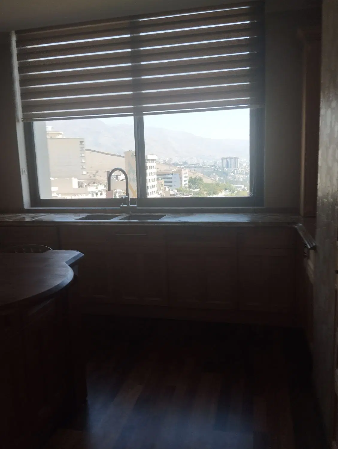 (املاک)  ۱۰۲ متری . جنت آباد. چهارباغ شرقی