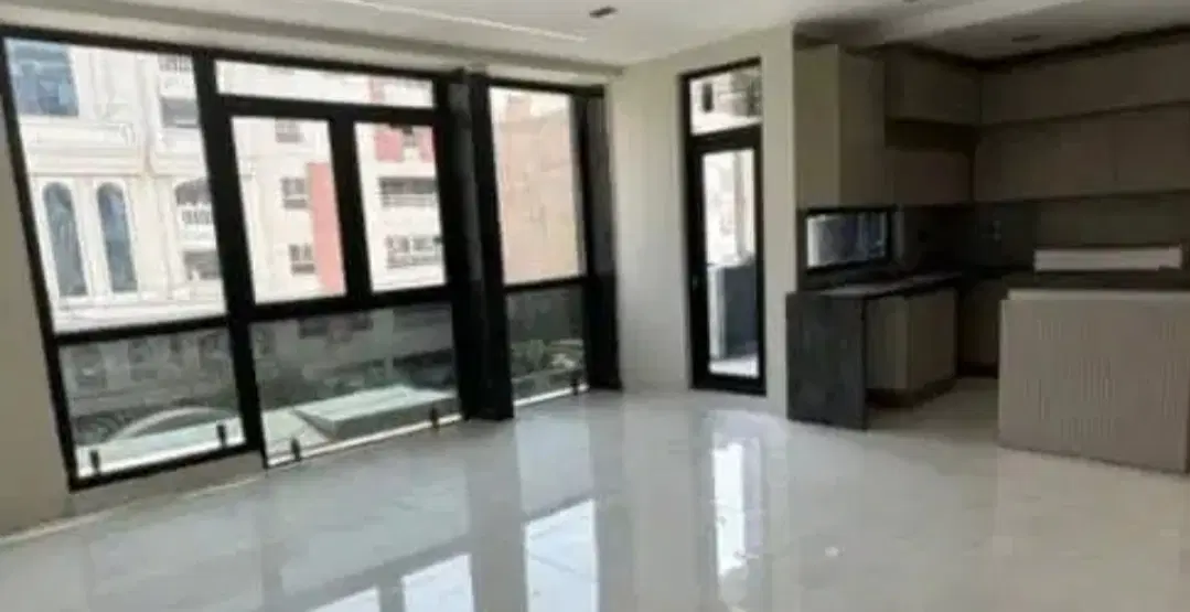 خانه ویلایی ۲۷۶ متری بازسازی شده، بهارستان