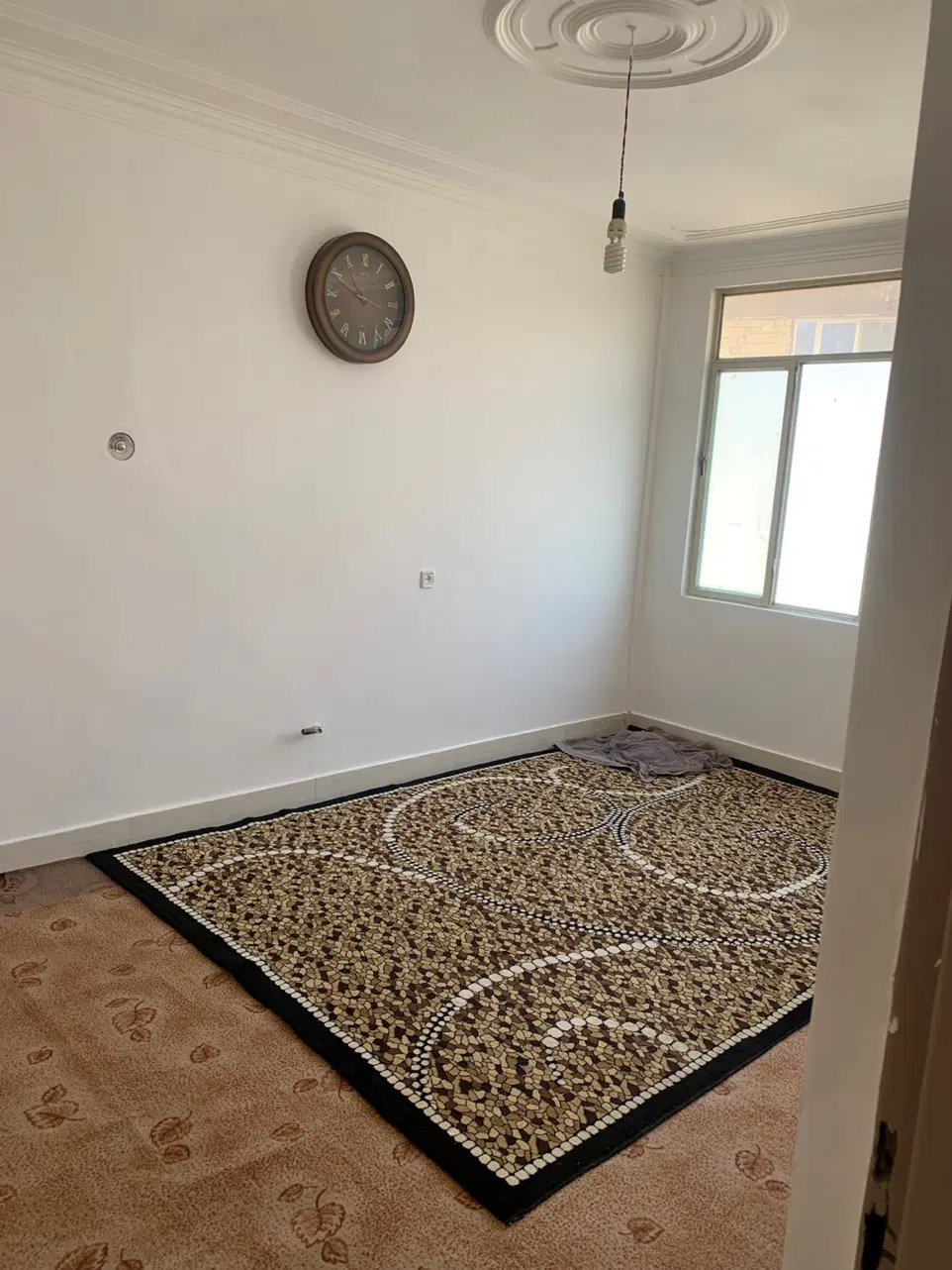 اجاره یک طبقه از دو طبقه ۱۷۰ متری