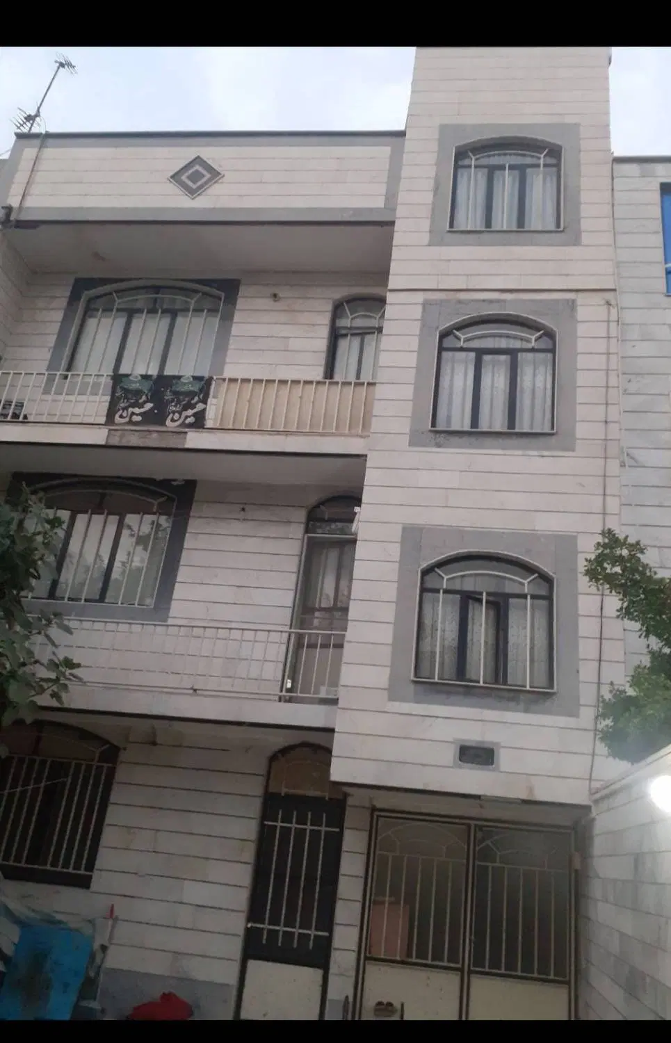 فروش زمین ۱۹۰ متری با بنای ۳ طبقه_ بر ۸