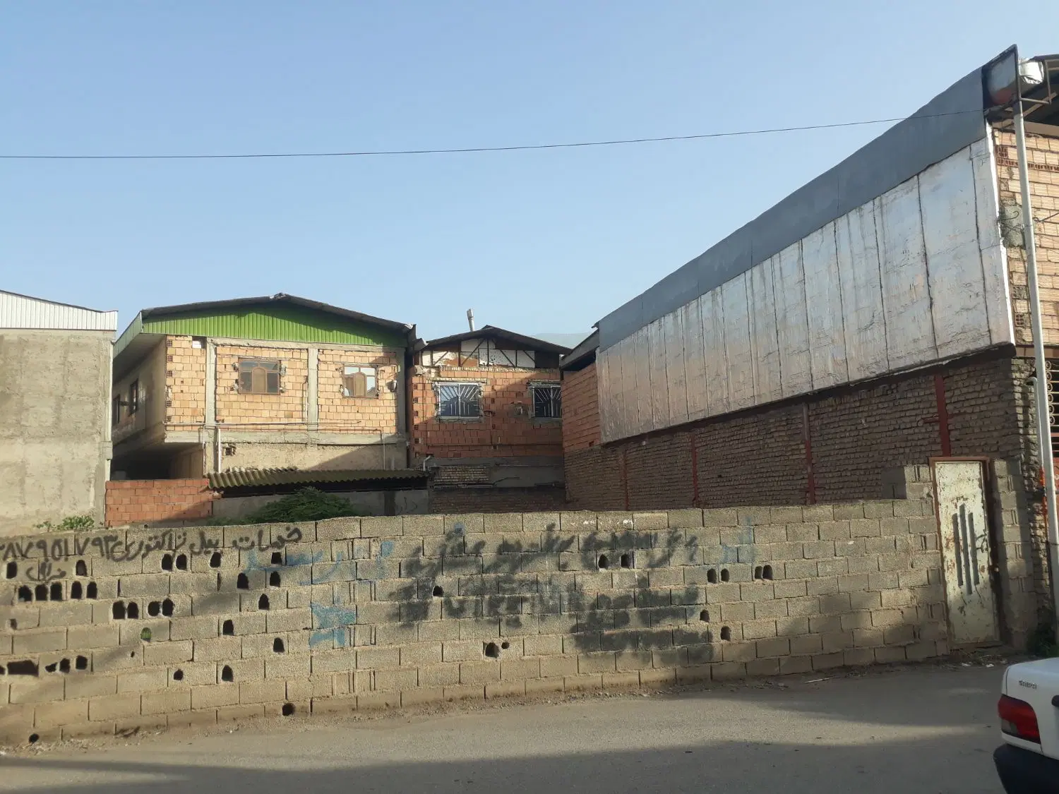 زمین مسکونی