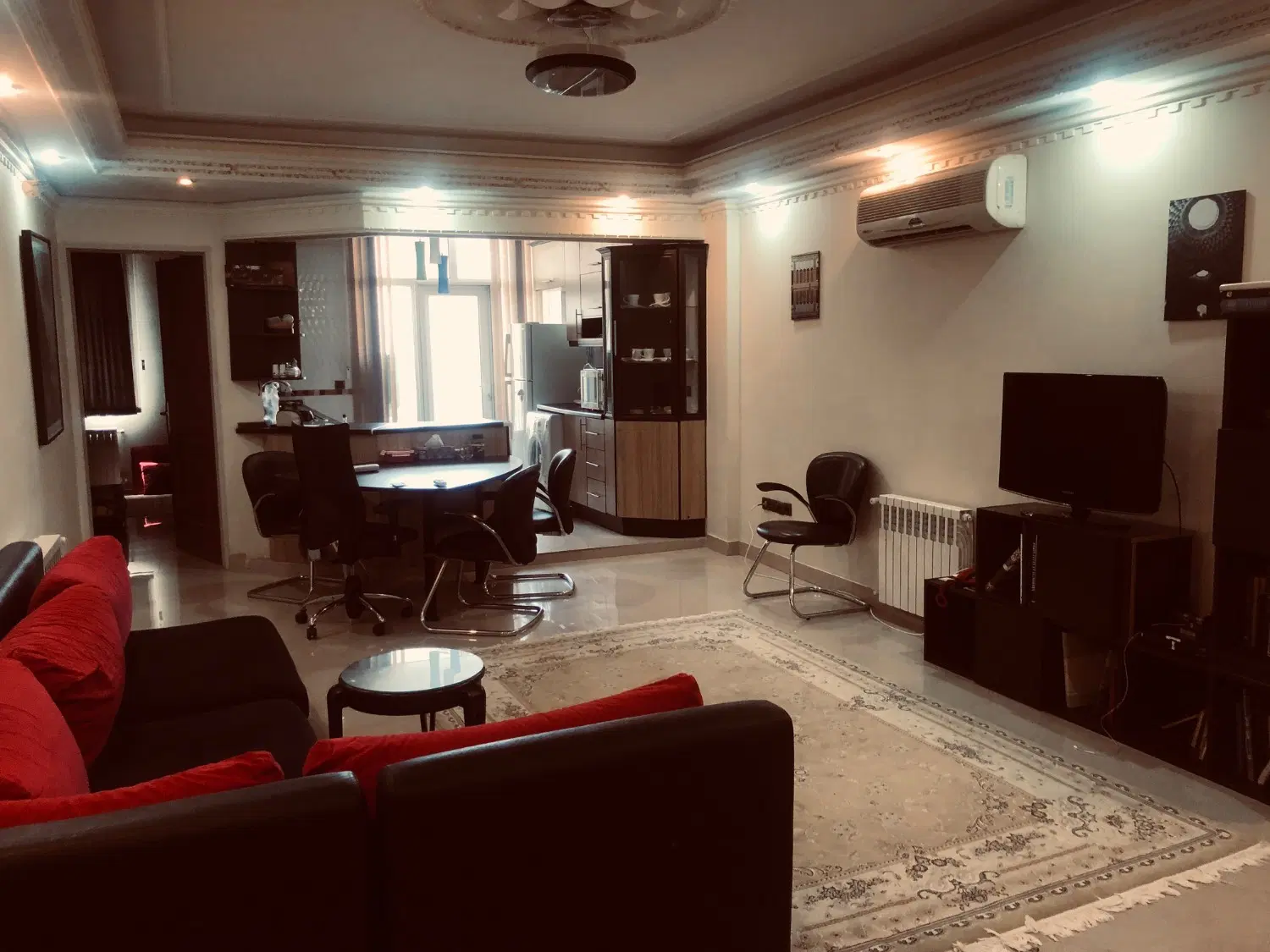 آپارتمان75متر2خ_پارکینگ و آسانسور _خ میرخانی