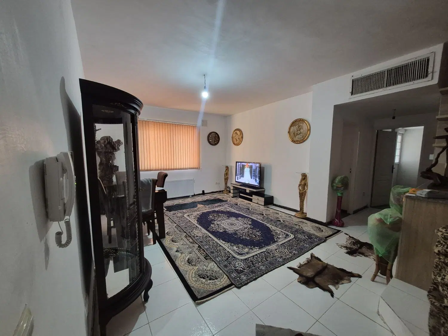 رهن و اجاره آپارتمان دوخوابه زرقان