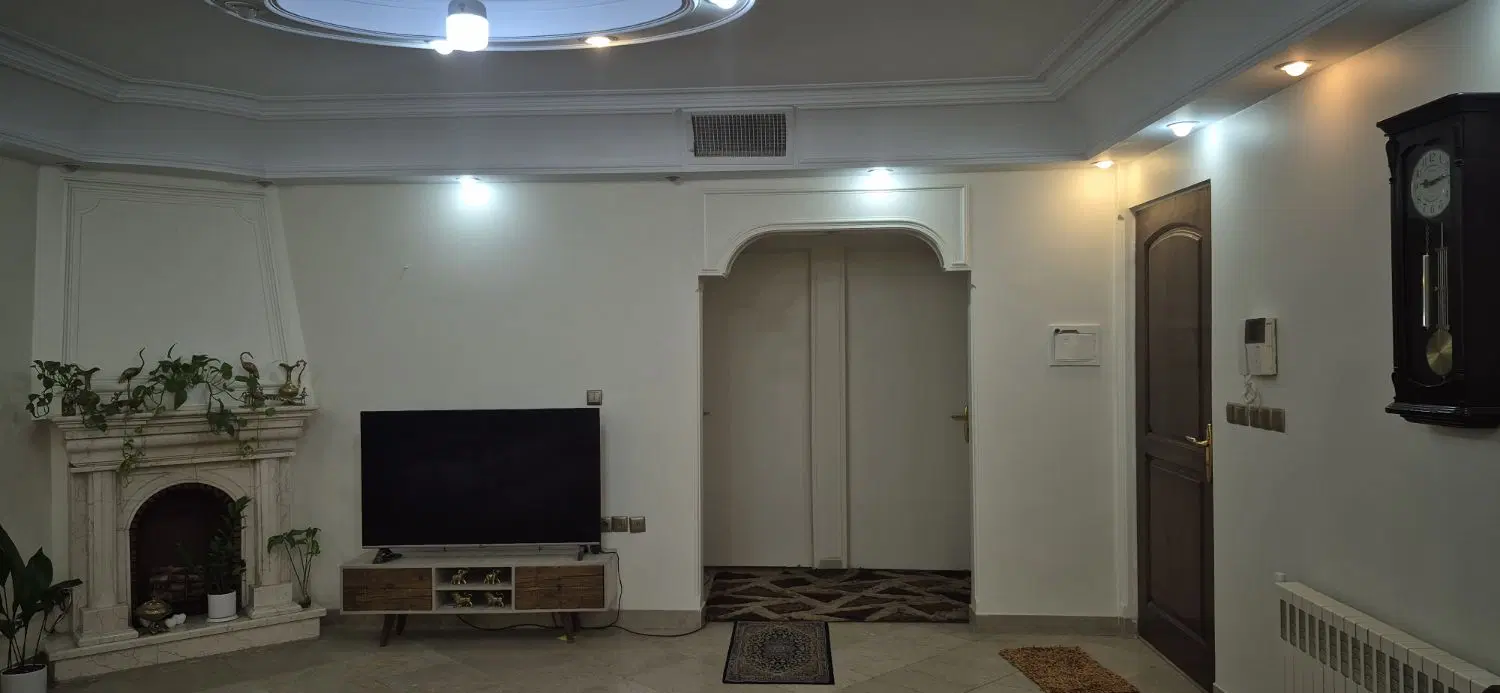 ۱۰۰ متری در مسلم بن عقیل