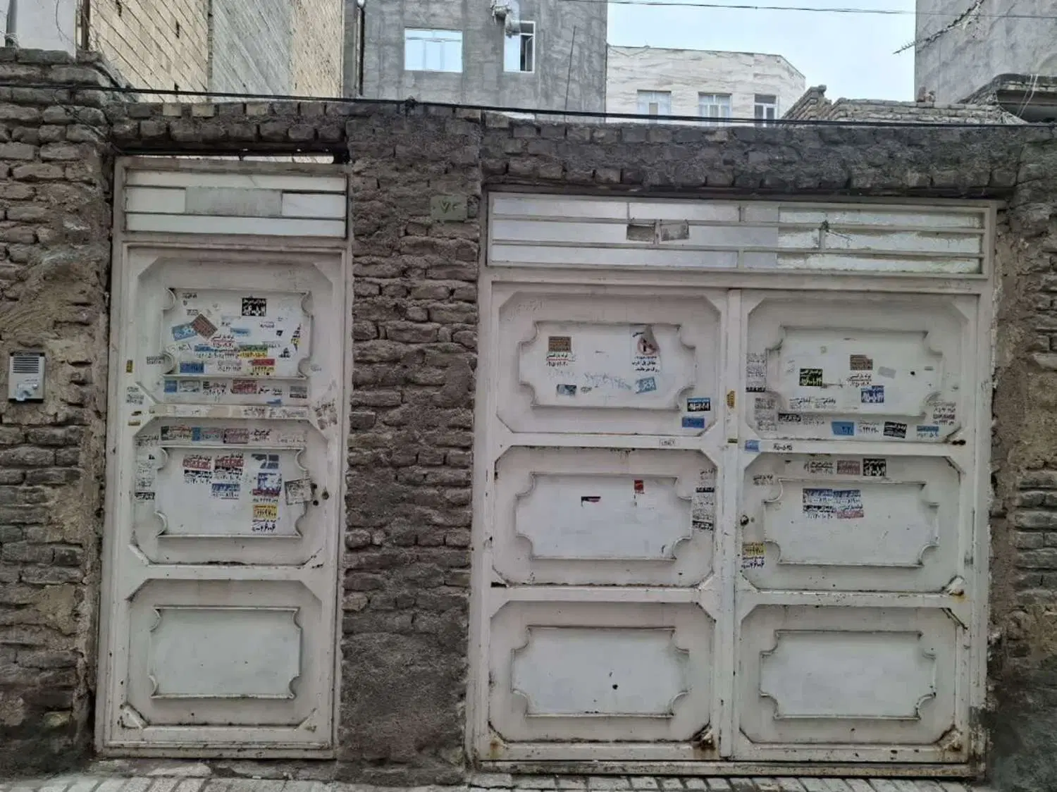 فروش فوری منزل ویلایی کلنگی از طریق مزایده