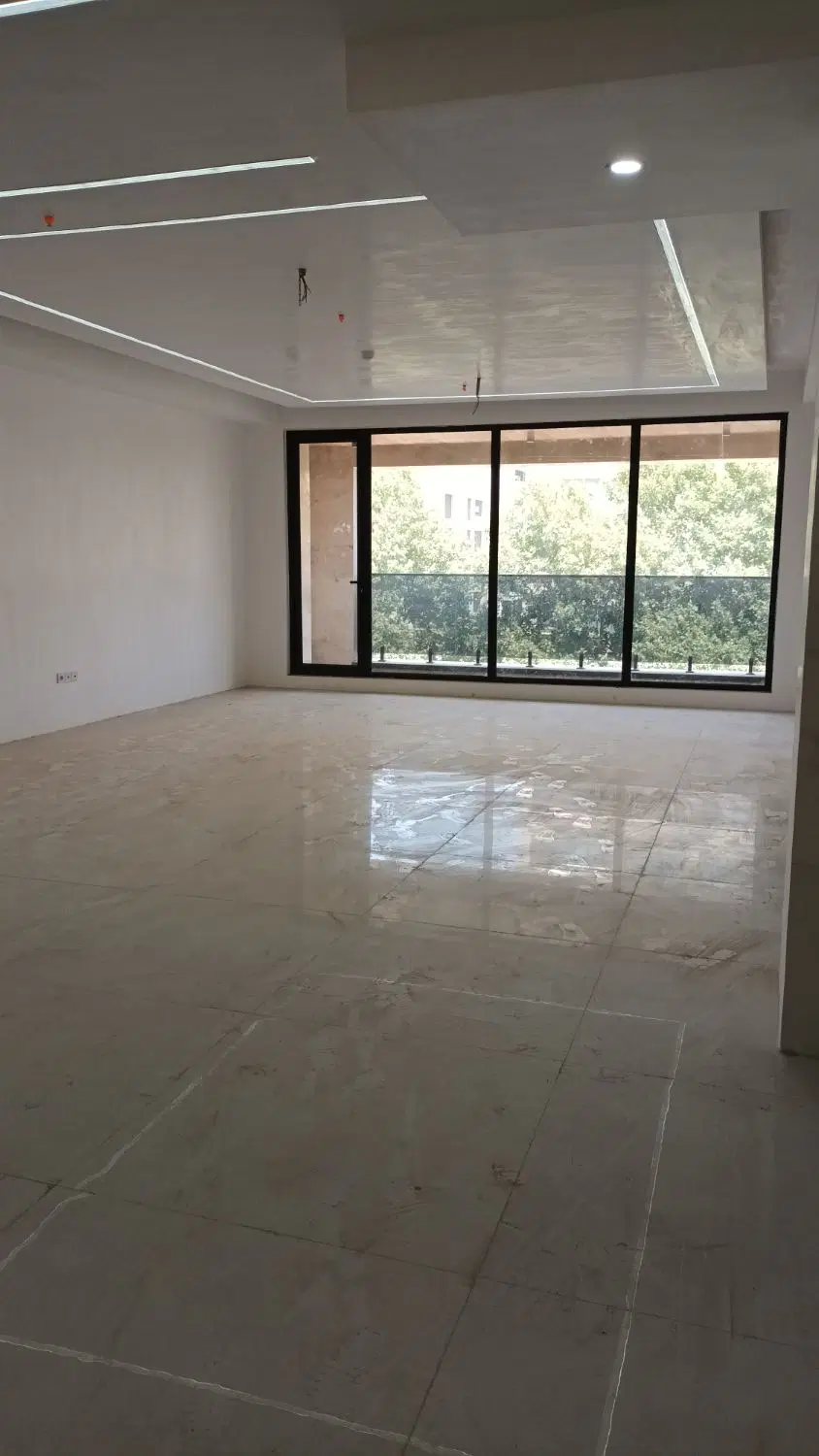 واحد سند دار نوساز ۱۲۵ متری کلید نخورده بلوار ارم