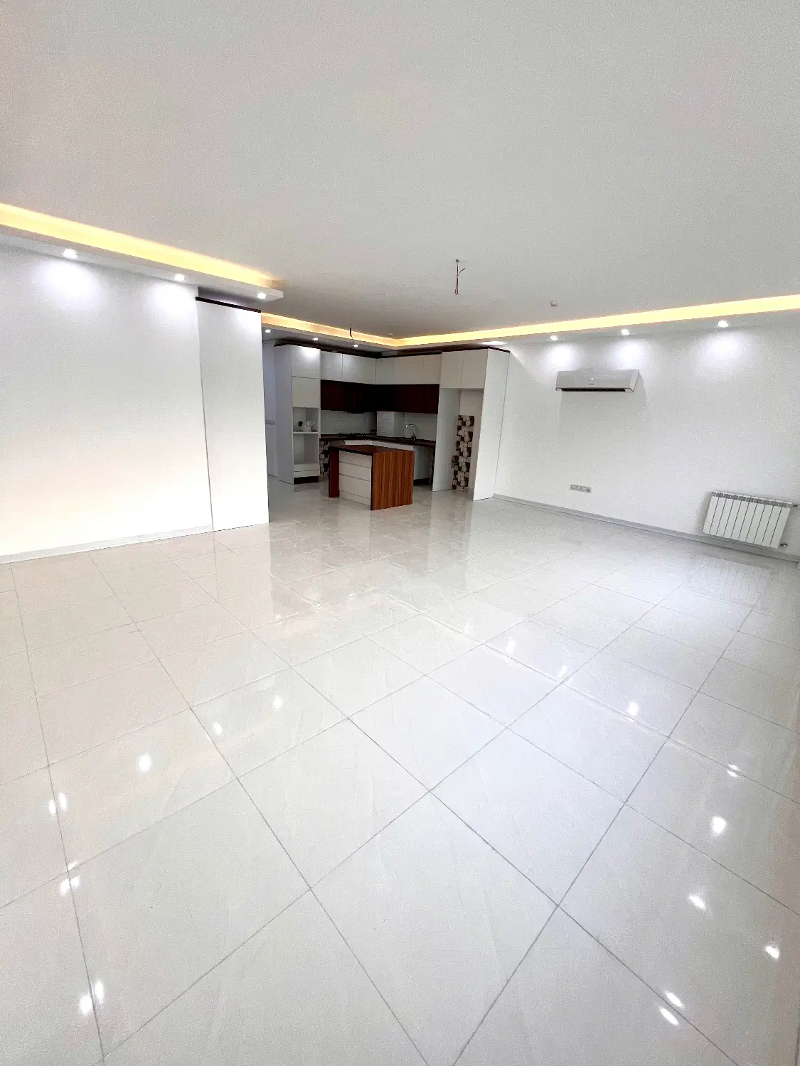 2پارک اختصاصی فروش واحد ۱۵۳ متری