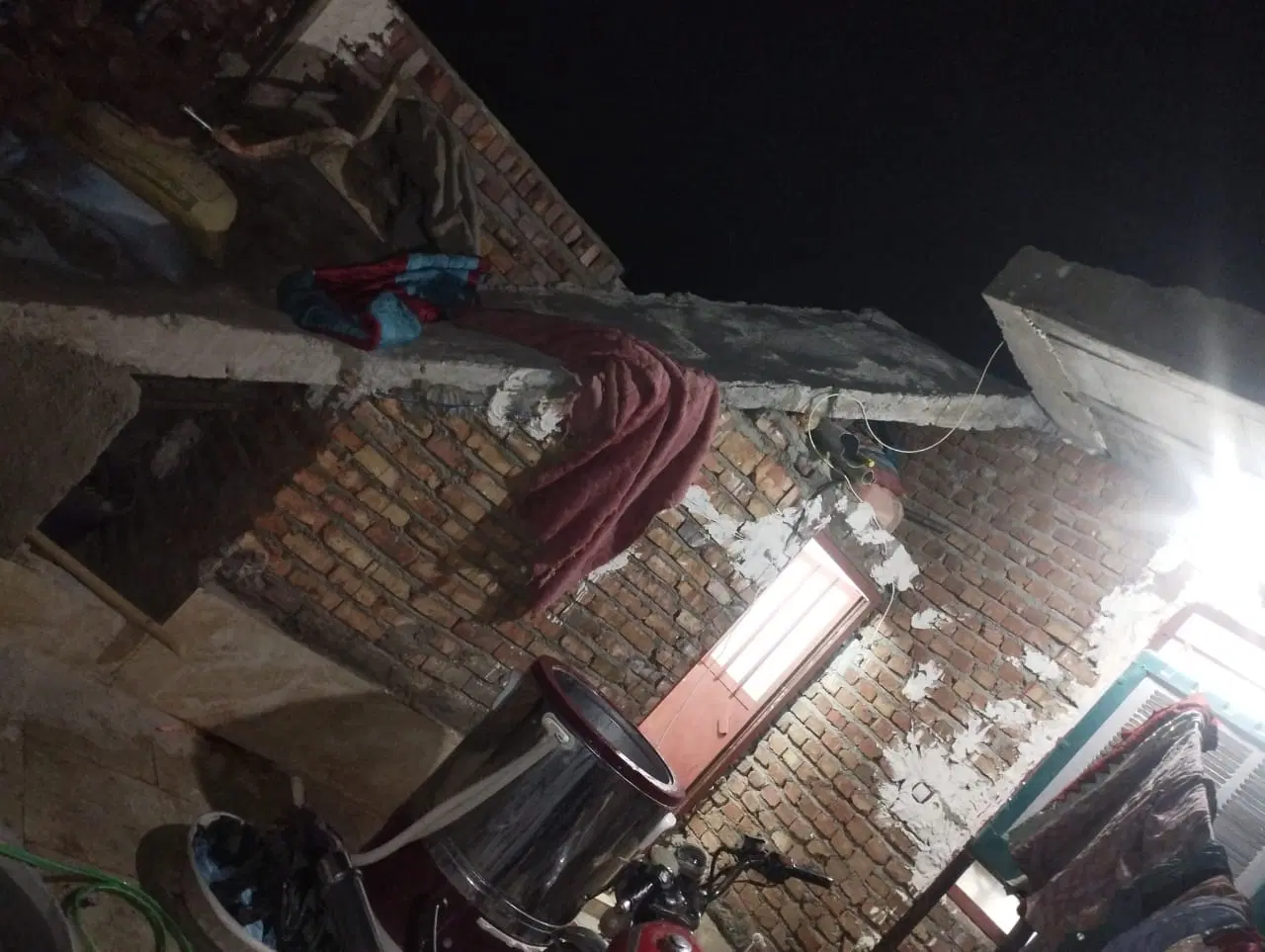 خونه کلات ۱۸ دایی اباد