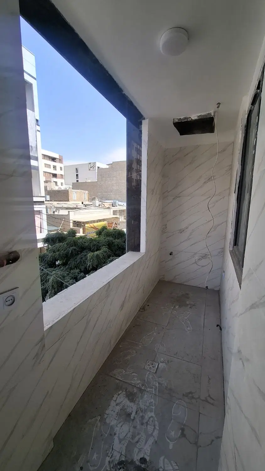 ۱۱۲متری نوساز داریوش