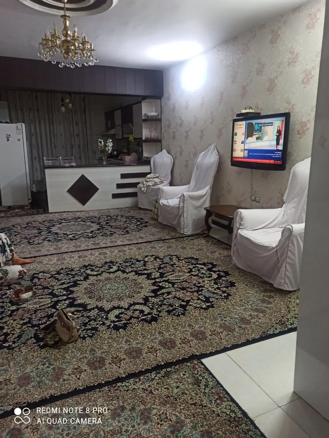 100متری طبقه اول