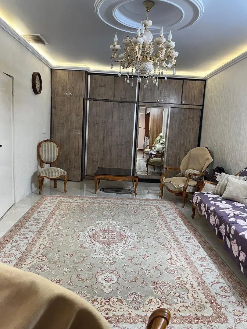 ملک ویلایی ۳ طبقه