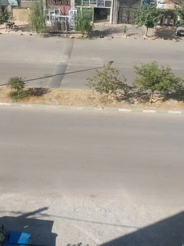 فروش مغازه روبه روی پنجره سازی