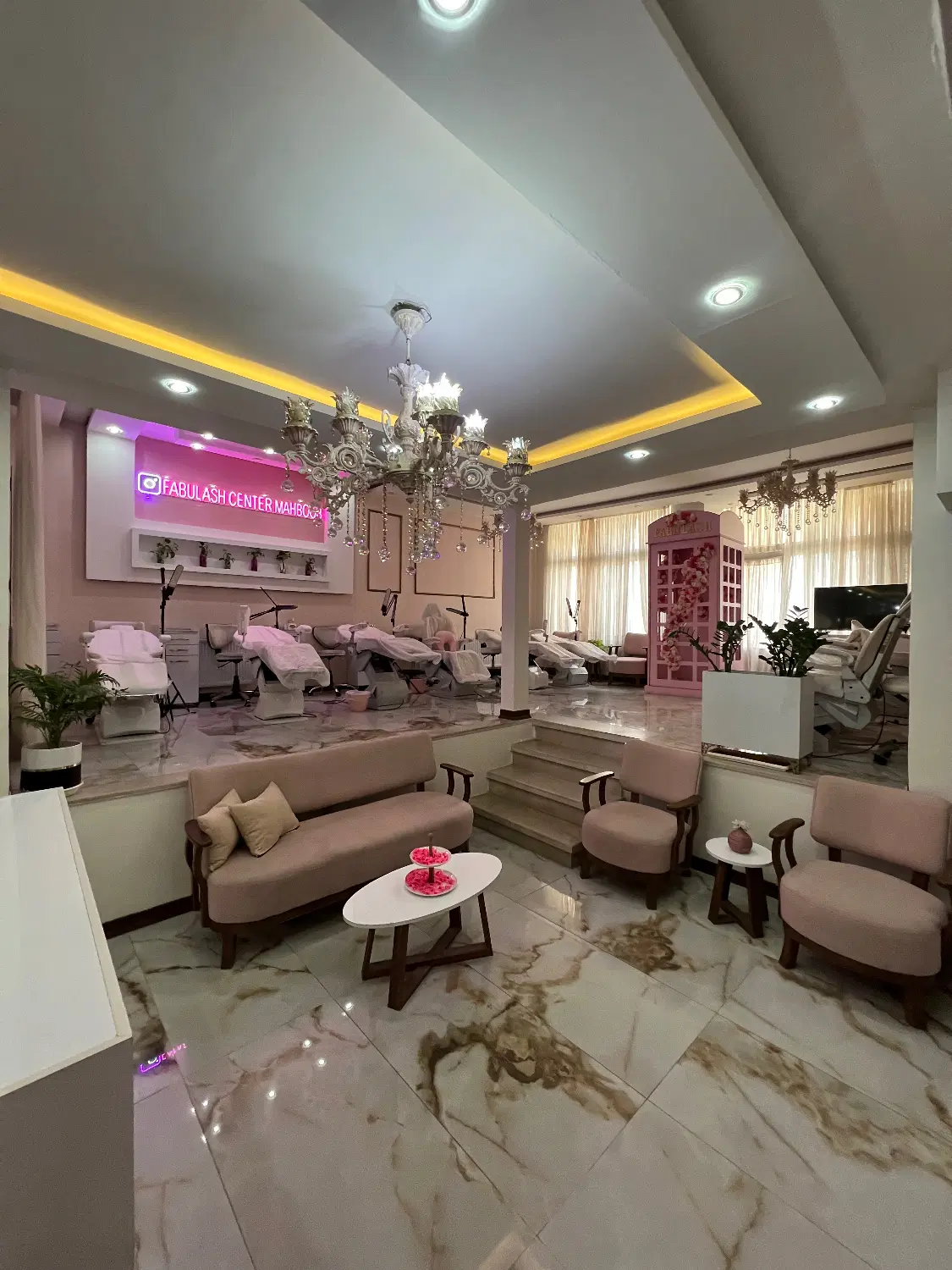همکاری ناخن،اصلاح...