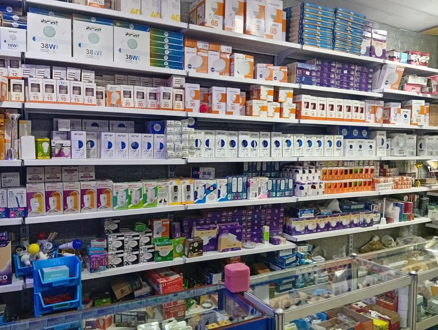 مغازه الکتریکی بفروش می رسد