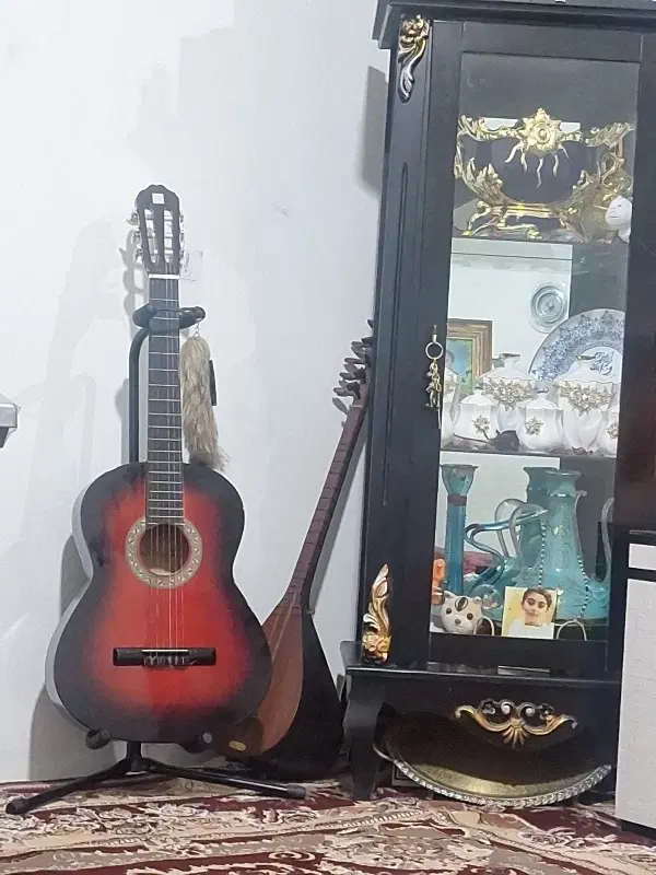 خانه دو طبقه حیاط دار