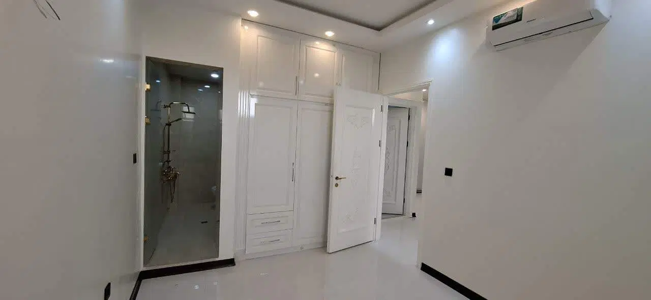 سناباد 180 متری فول