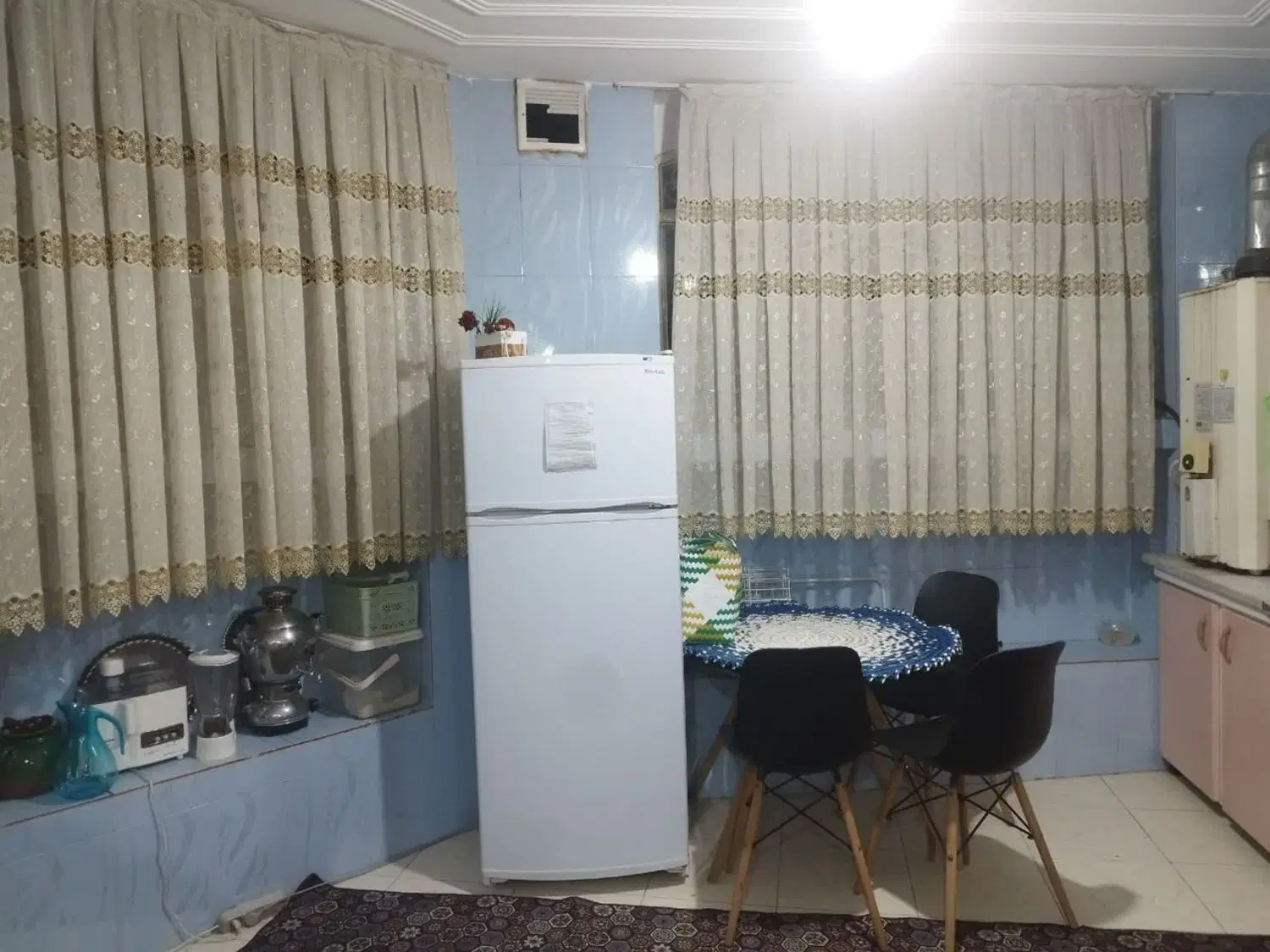 واحد ۶۰ متری بدون خواب در مرکز زرین شهر
