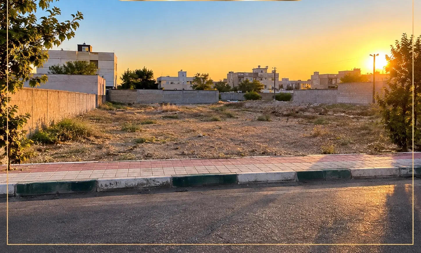 زمین بن بست بلوار خامنه ای