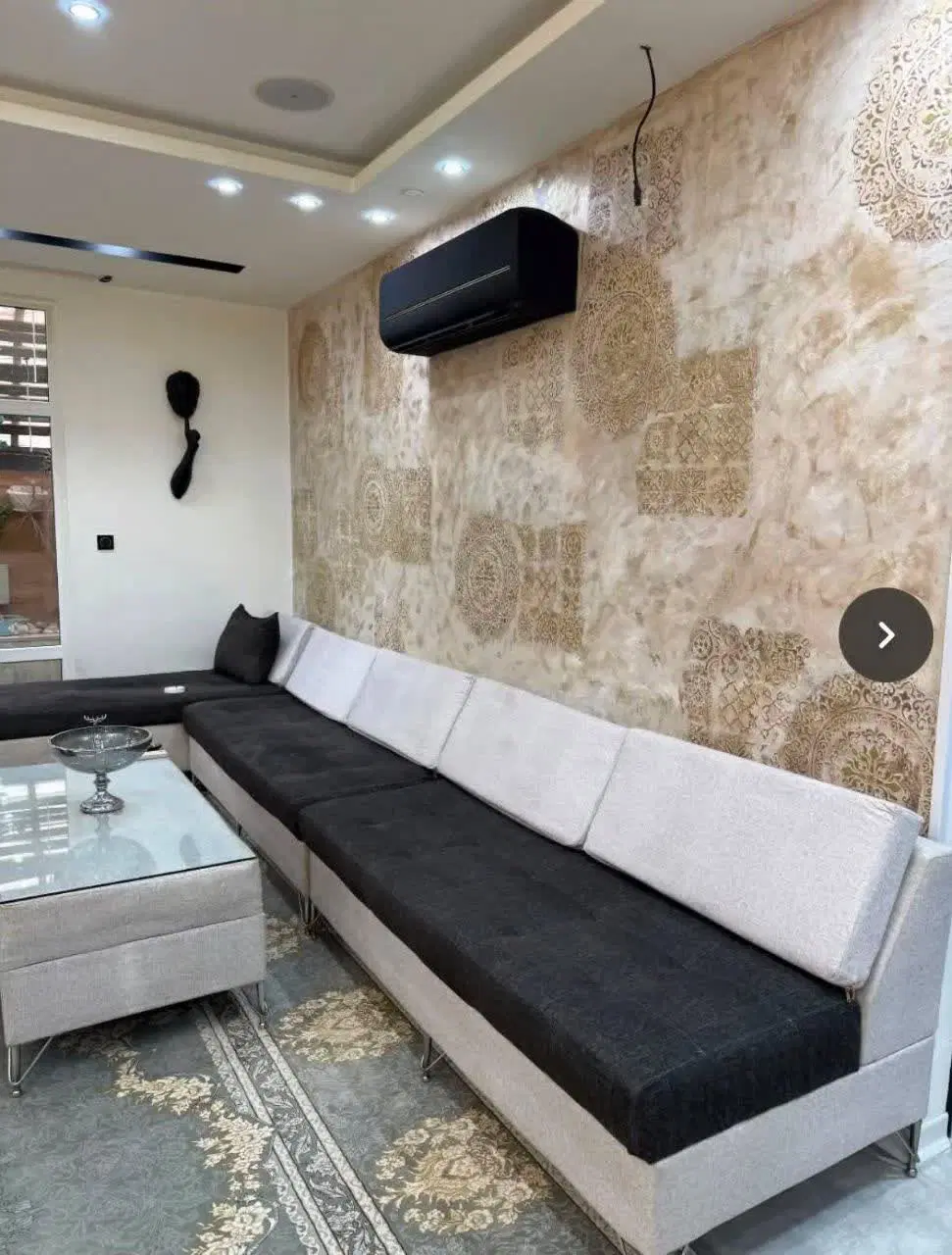 خانه ۱۴۰ متری