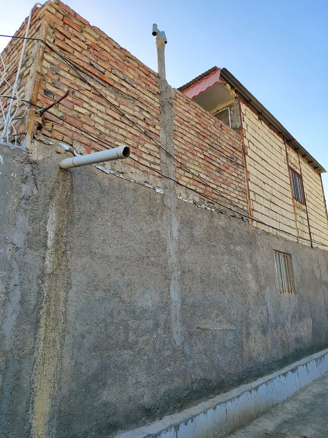 خانه دوطبقه گازکشی
