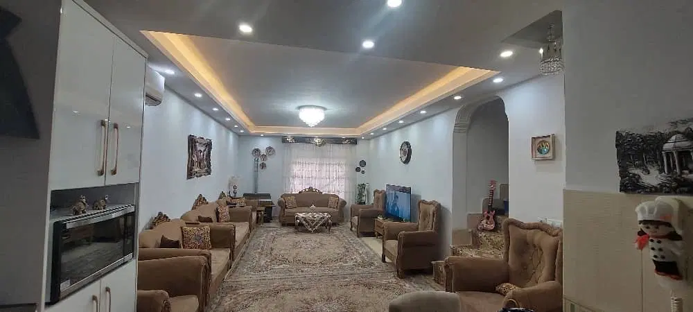 ویلایی دوبلکس خوش ساخت محله پاکت سازی رشت
