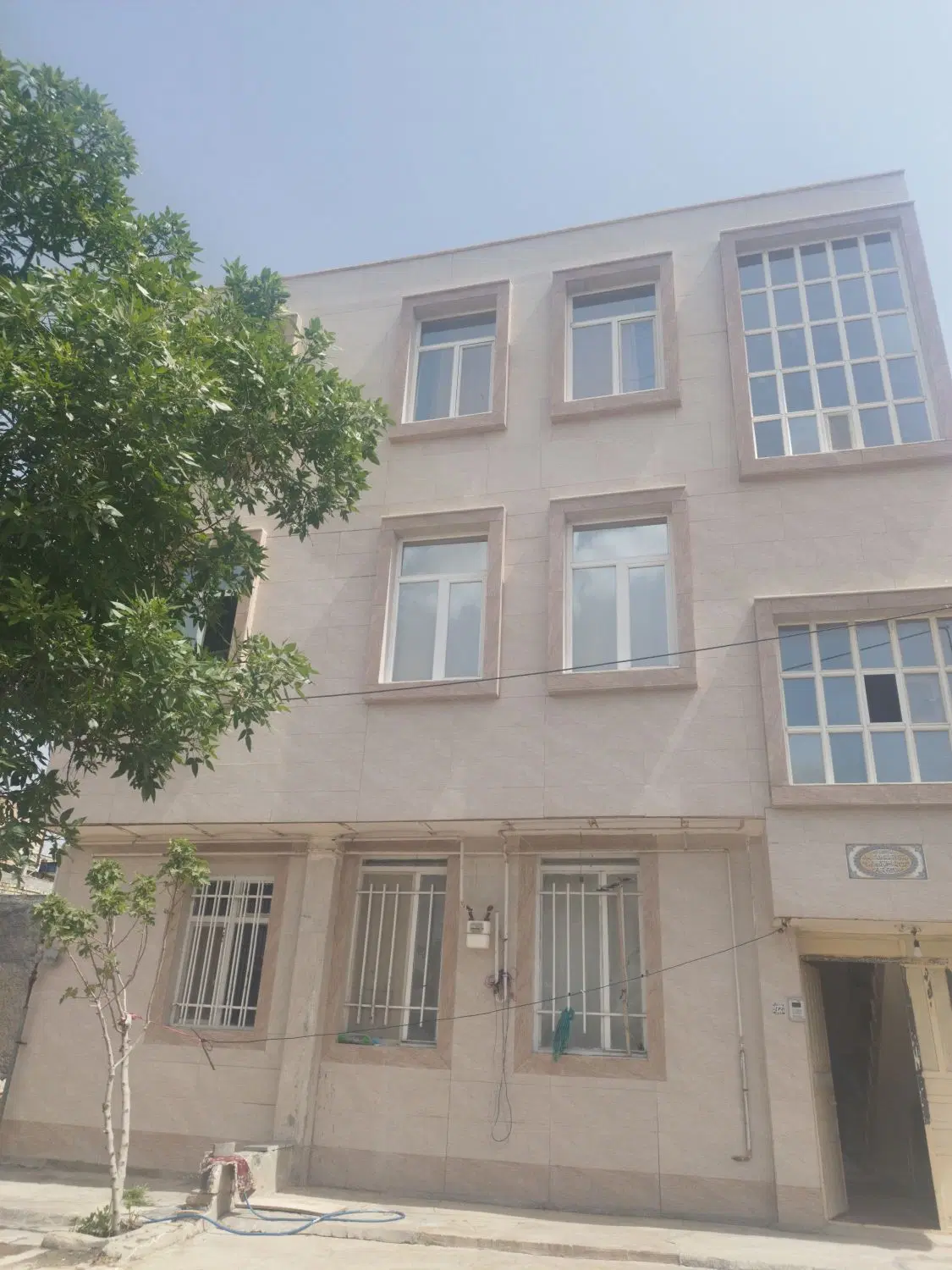 خانه سه طبقه دهپهن