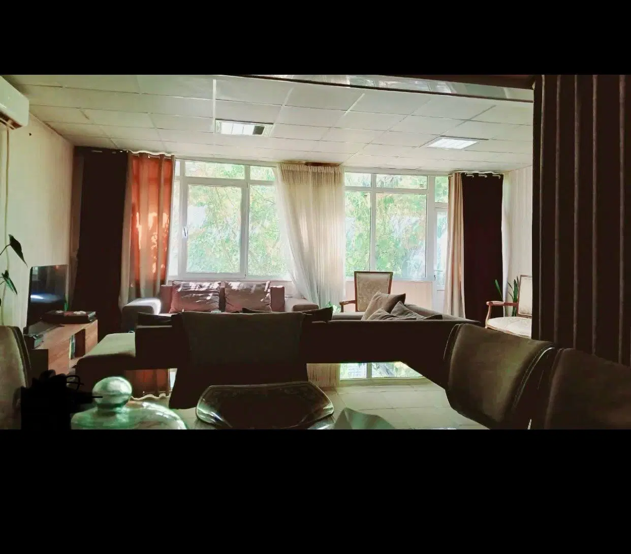 همکف حیاط دار نزدیک میدان حافظ بازسازی شده