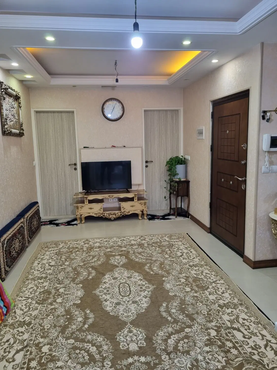 واحد ۴۵ متر ،آسانسور ،تراس ،تکواحد، ۳سال ساخت