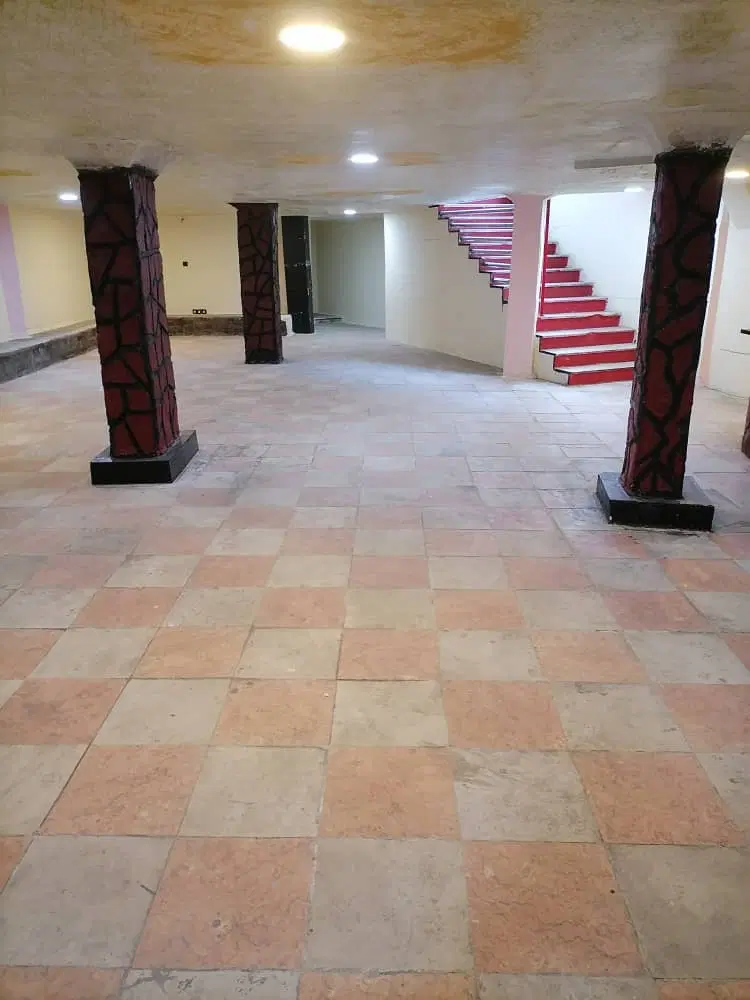 سفره خانه بر خیابان رودهن