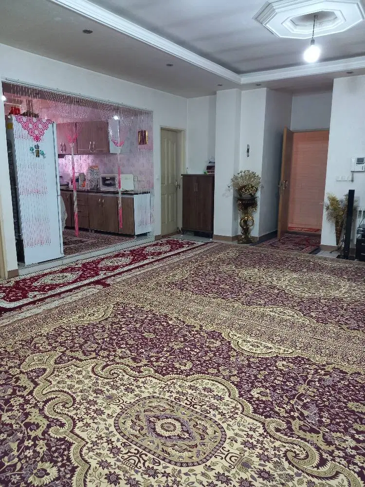 آپارتمان ۷۸ متری دو خواب، طبقه اول صفائیه