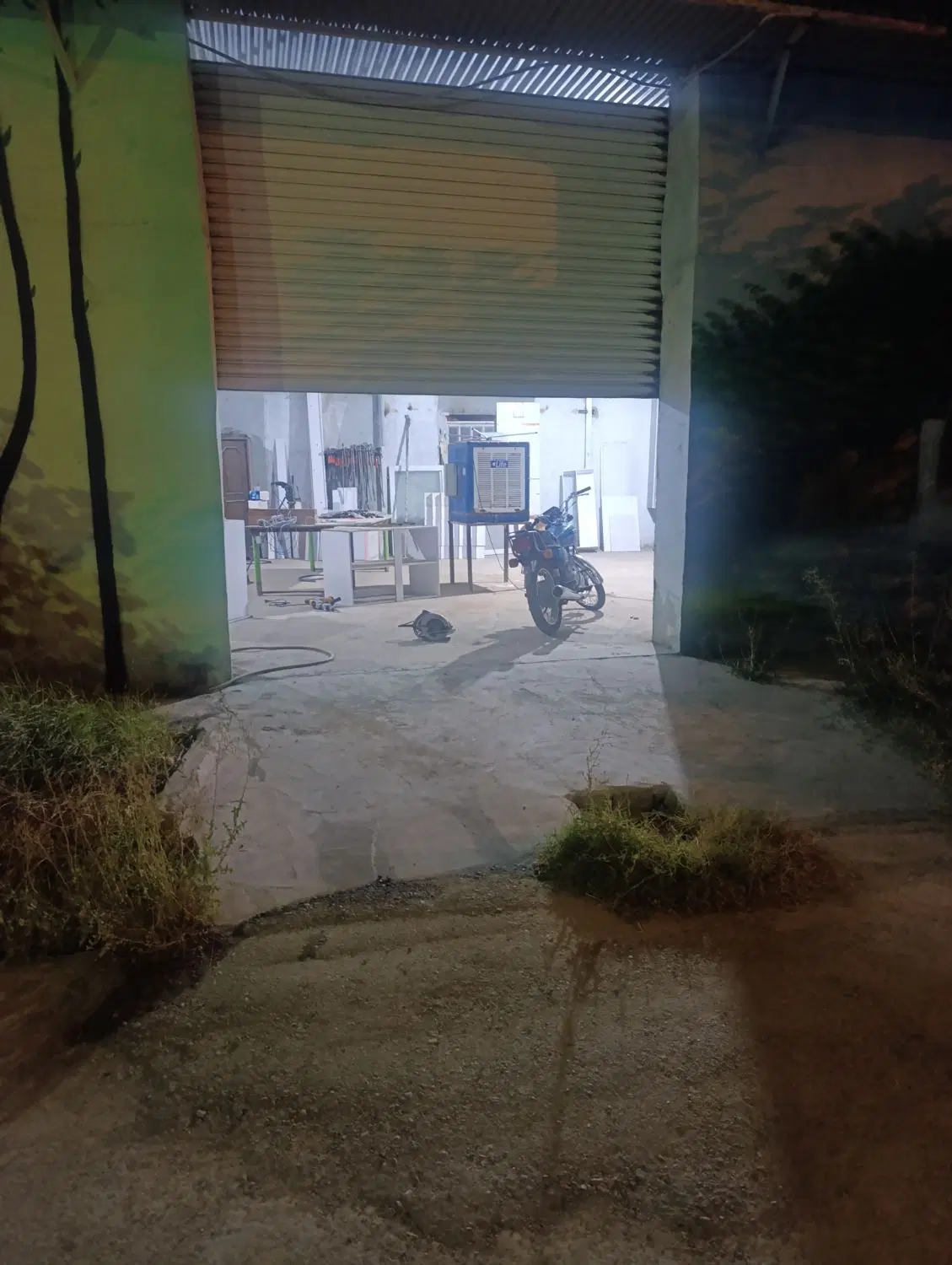 رهن کارگاه .انبار