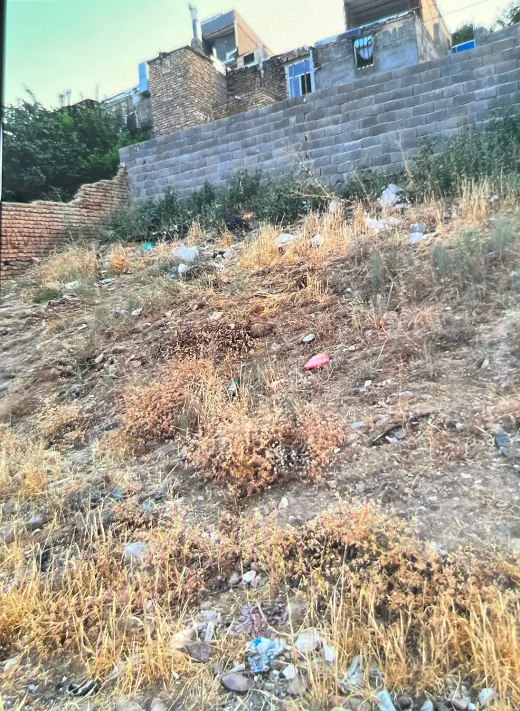 زمین فروشی