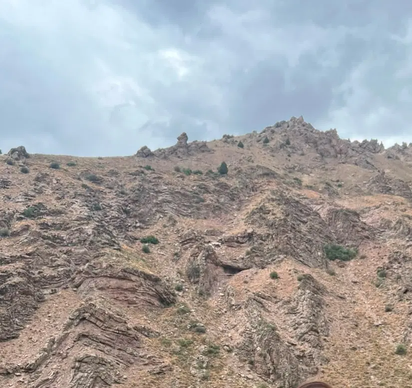 زمین ۱۰۰۰متری خورین مهراباد