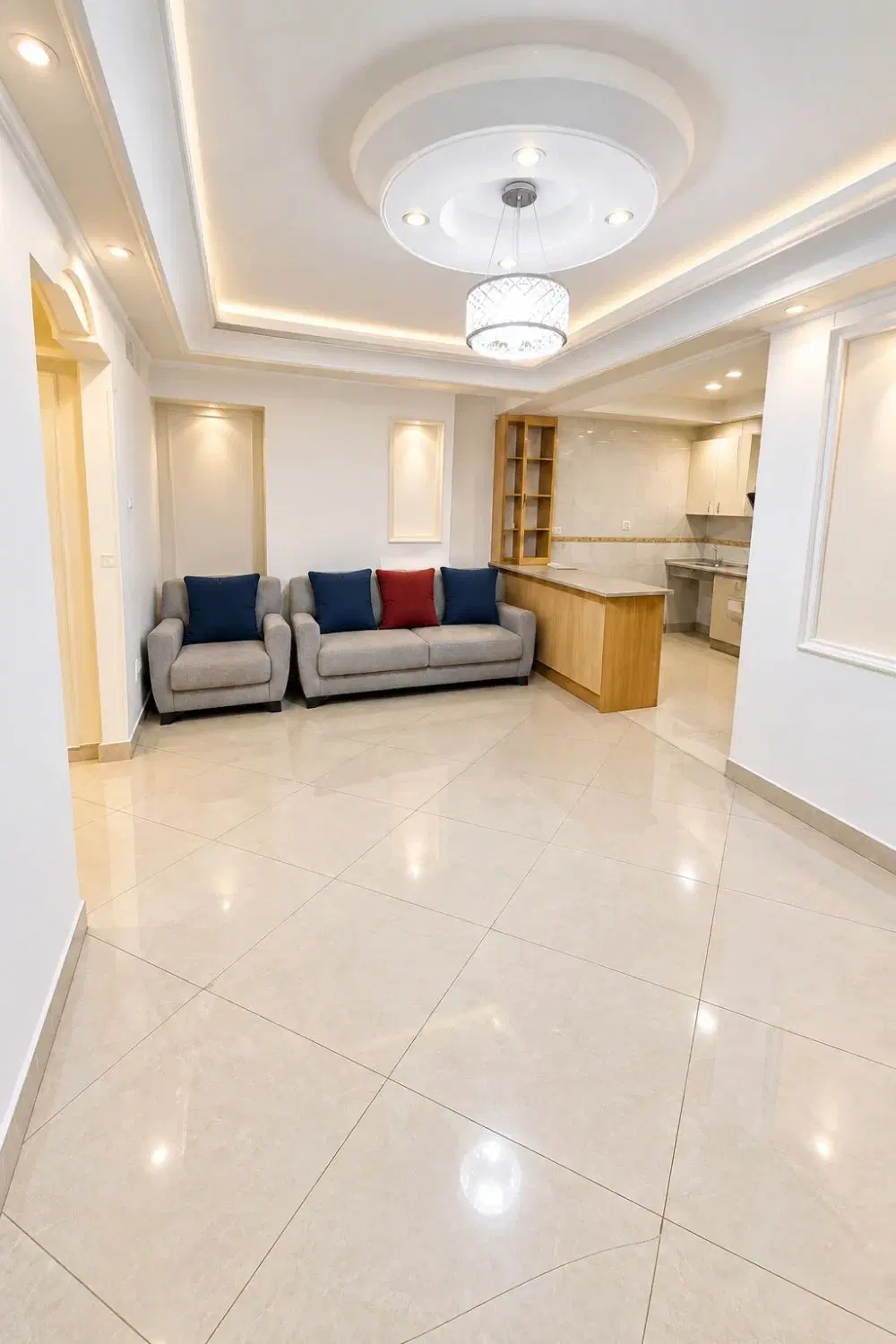۵۰مترشریعتی پلیس ابتدای ادیبی فول امکانات