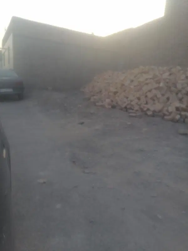 زمین برای خانه یا انبار
