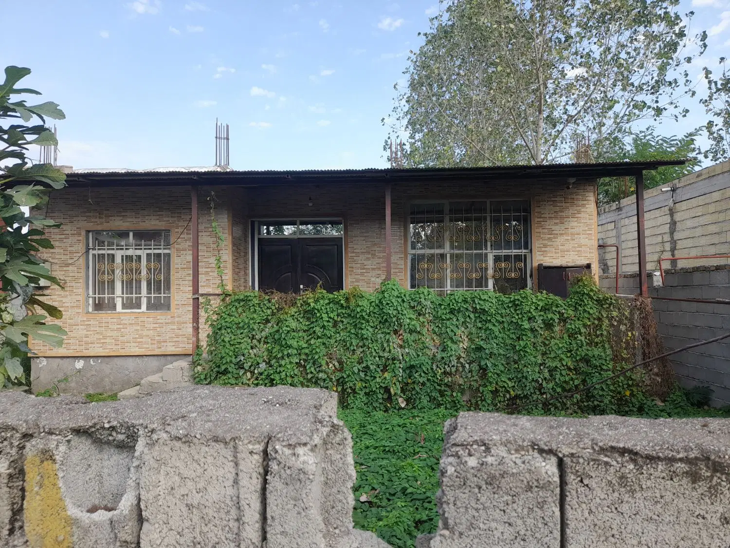 واحد مسکونی با پانصد متر زمین در روستای جماکو تالش