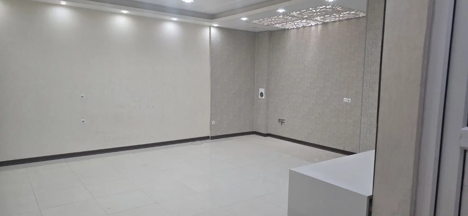 فروش آپارتمان میدان امام خمینی کوچه استانداری
