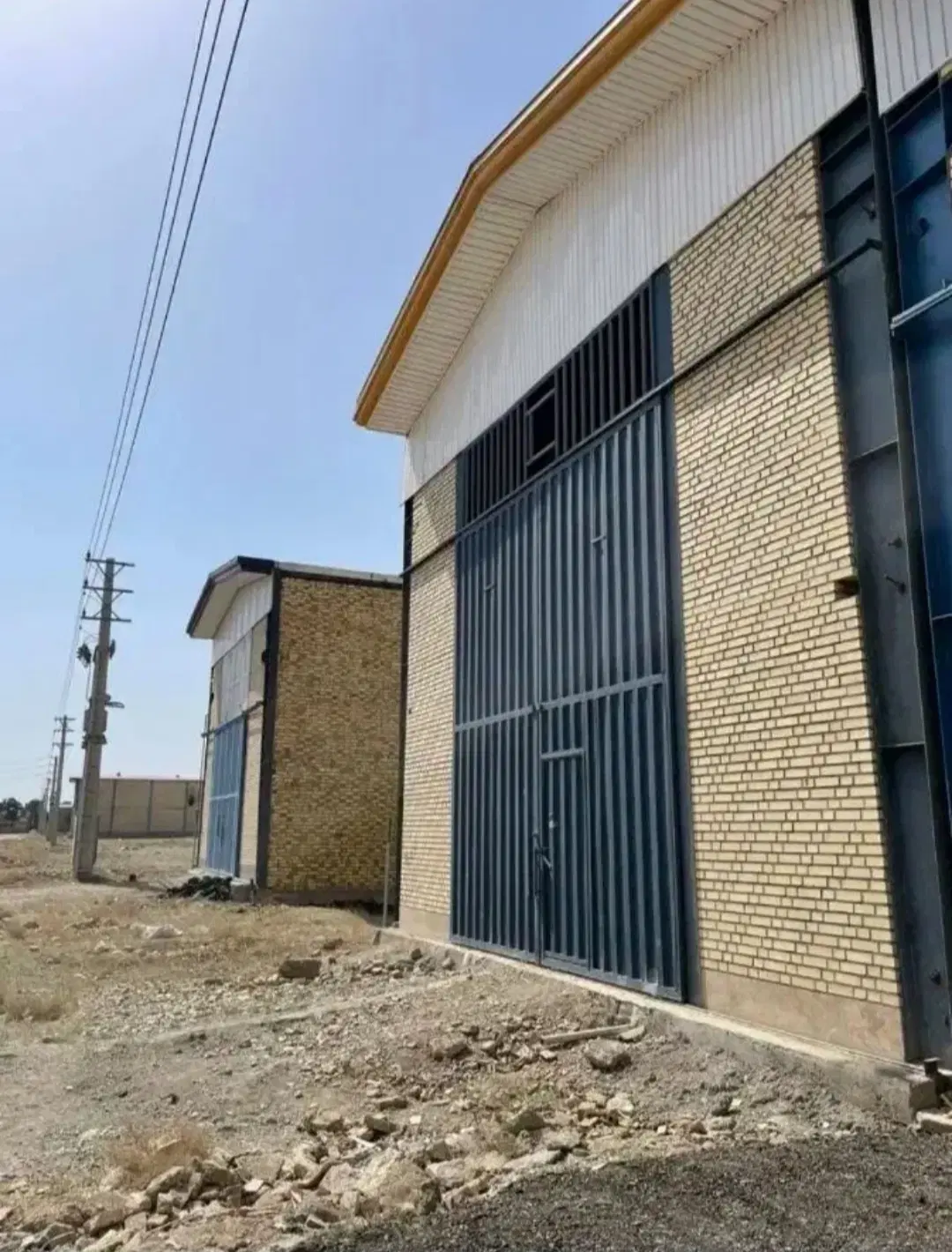 ۲۴۰ متر زمین صنعتی