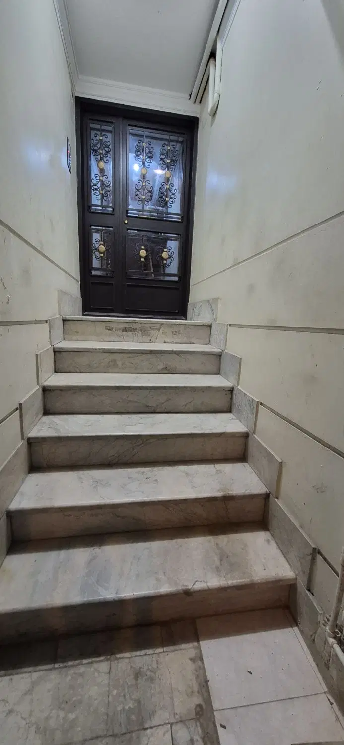 فروش ۵۱ متری دو خواب همکف در حشمتیه