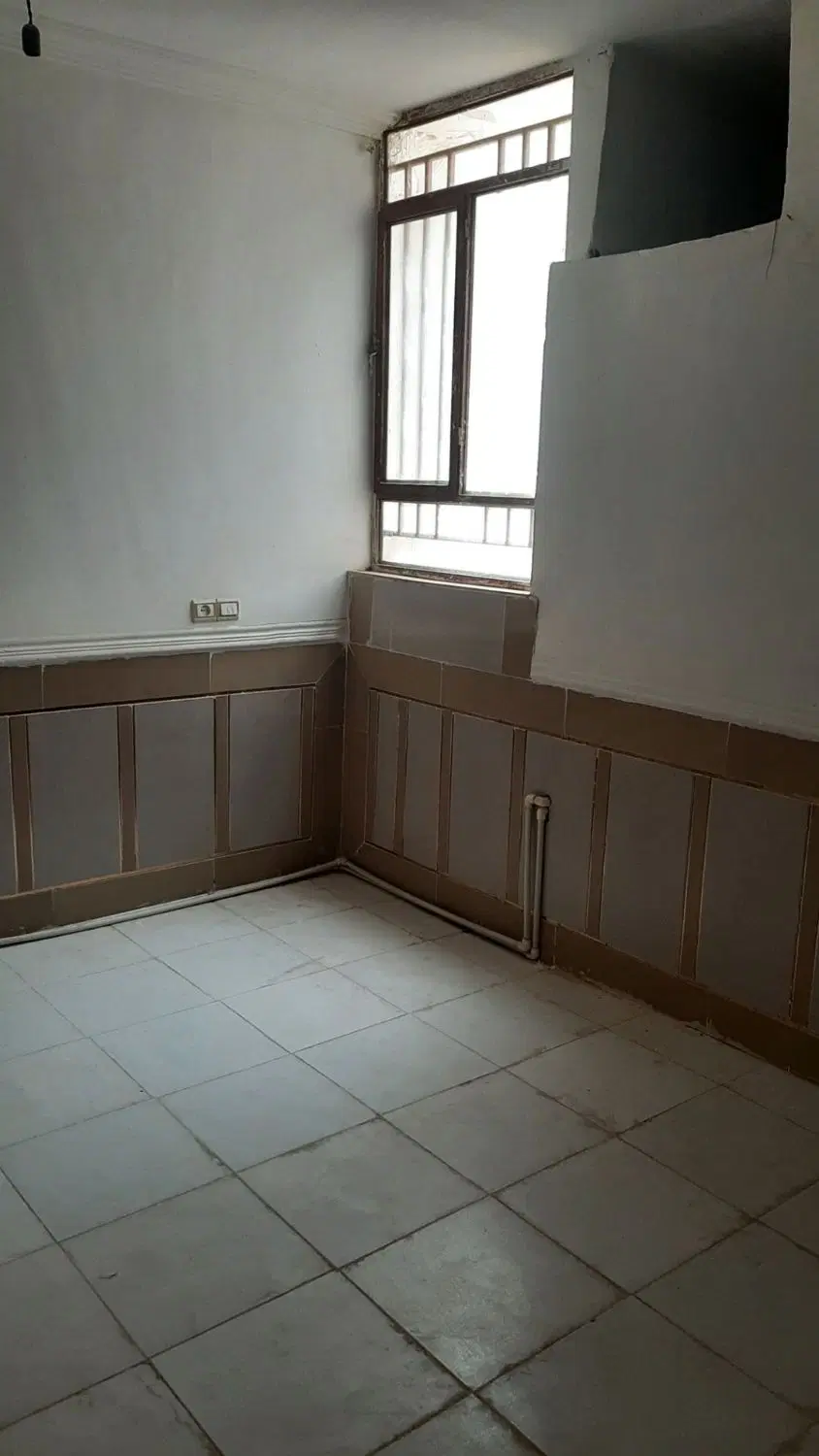 مغازه اجاره ای بزرگ سام شرقی