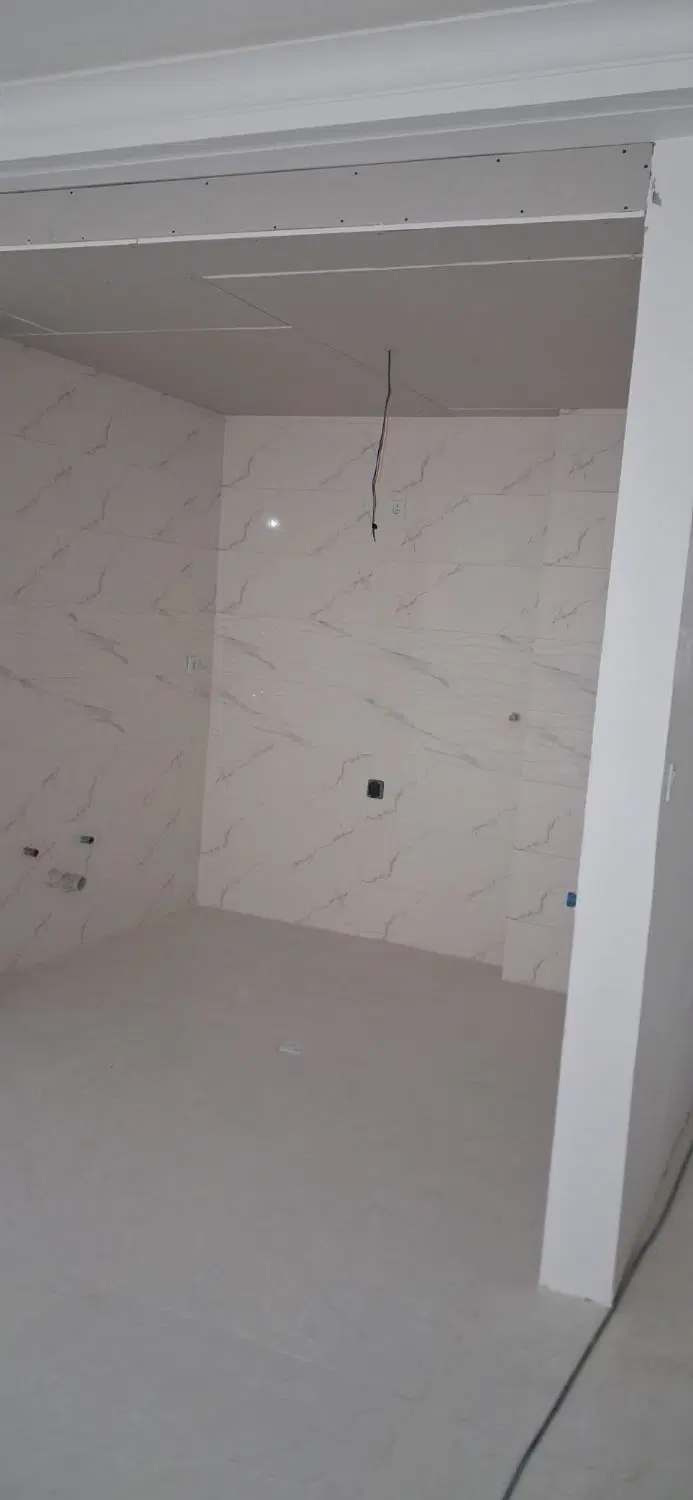 فروش آپارتمان ۲ خوابه پشت ورزشگاه پارس