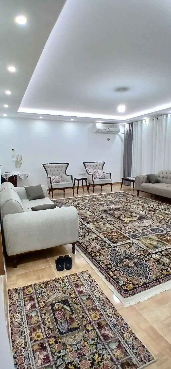 فروش آپارتمان تک واحدی ۱۰۰ متری طبقه اول