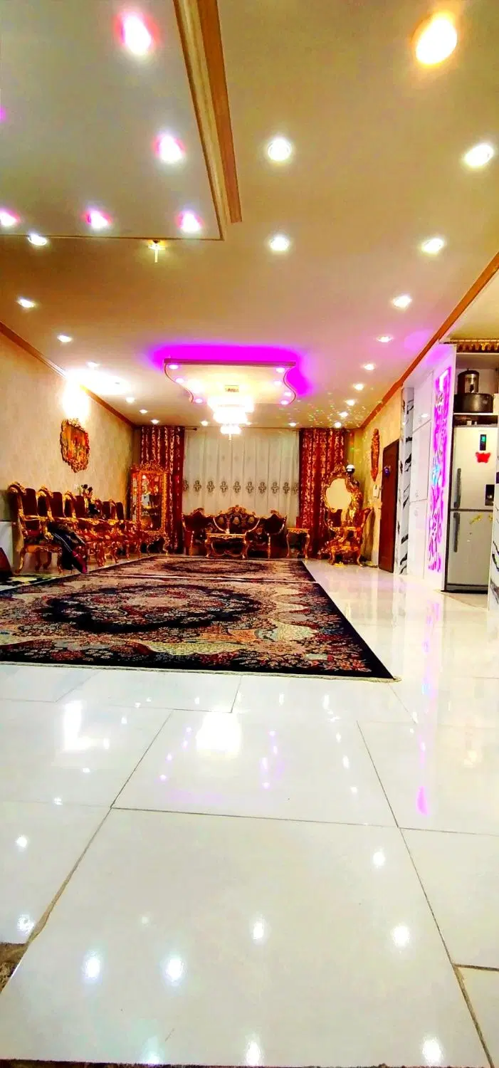 آپارتمان 125 متری دلباز نوید ، کوی امیر  ، خیام