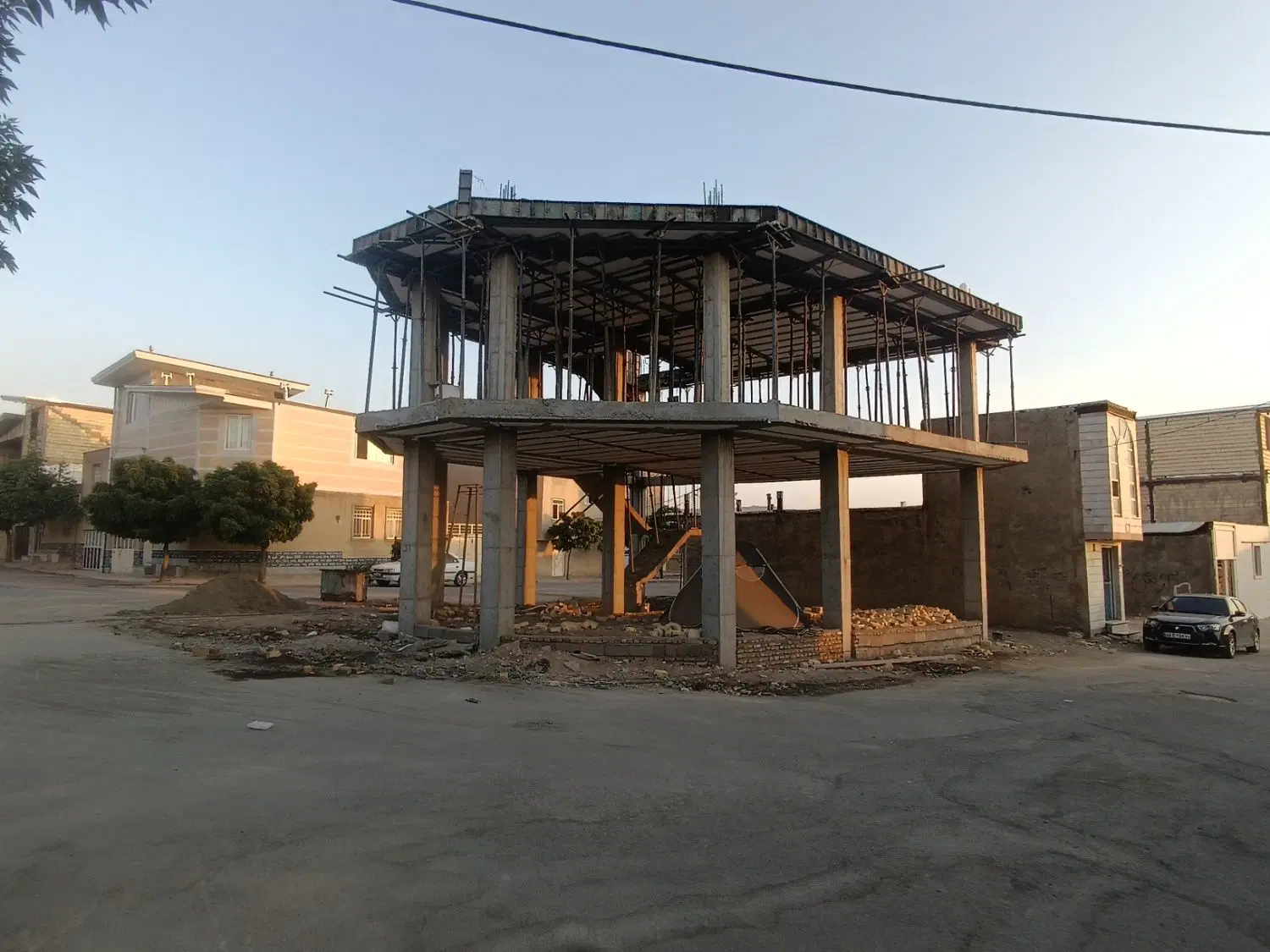ملک تجاری مسکونی